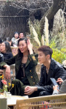 新發(fā)型帥翻！鹿晗同框劉雯 男帥女美合照超養(yǎng)眼