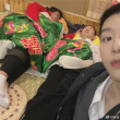 范丞丞“偷拍”楊迪賈玲 兩人蓋東北棉被呼呼大睡