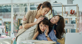 從打工人到創(chuàng)業(yè)者，她們是精誠合作還是誤解重重