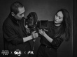 《狙击手》曝导演氛围感大片 张艺谋父女温馨同框