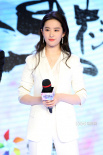 時隔16年再演古裝 神仙姐姐劉亦菲百變造型照回顧