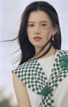 氧氣感少女！張婧儀夏日寫真曝光 白衣飄飄擁抱大自然