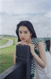 氧氣感少女！張婧儀夏日寫真曝光 白衣飄飄擁抱大自然