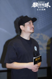 電影《獨(dú)行月球》破25億 獨(dú)孤月逆行感動(dòng)退伍軍人