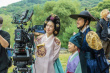 柳海真主演《夜枭》曝花絮剧照 连续6天夺票房日冠