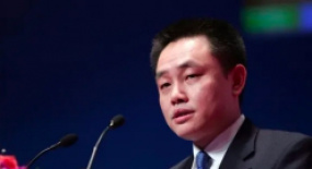 “狠人”黃光裕，拼命一年沒了730億