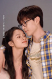 甜蜜暴击！范丞丞、张婧仪情侣N连拍 拥抱贴脸CP感十足