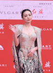 美麗的代價！高葉曬手臂劃痕照 自侃被禮服鯊瘋了