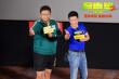 《巨齿鲨2：深渊》首站路演 吴京帮杰森收下“搓澡三件套”