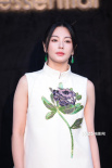 張雨綺、胡杏兒、娜然同框 穿新中式禮服優(yōu)雅亮相