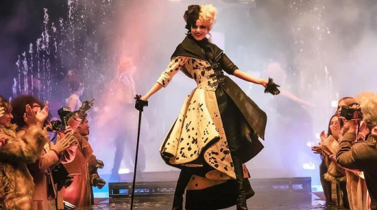 佳片有约 | “我用服装讲故事”是谁的霸气宣言？