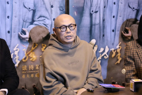 诗意刻画、披露珍贵史料…这场荣誉之战这样拍成