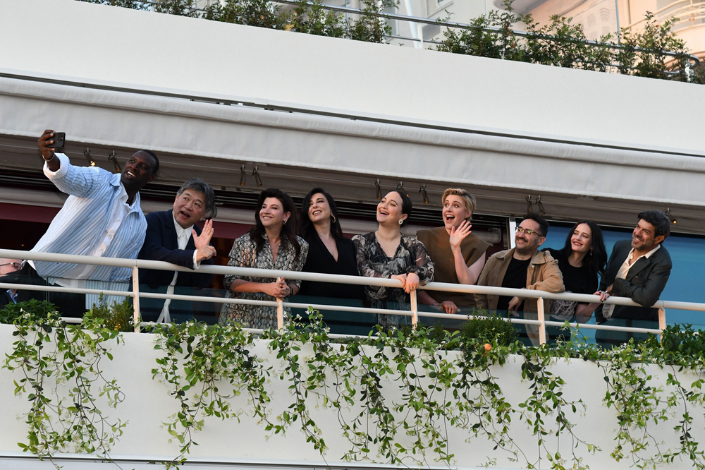 戛纳电影节评委会晚宴 格蕾塔、是枝裕和等现身