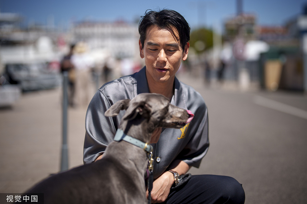 彭于晏爱犬入围“狗狗金棕榈” 前任获奖者是梅西