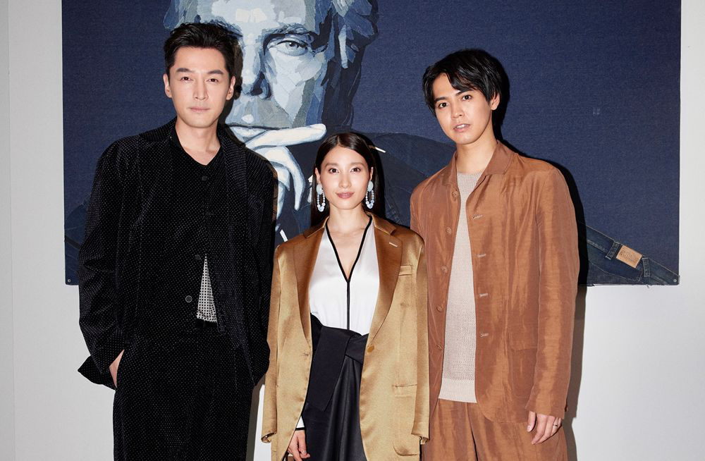 同框胡歌!片寄凉太、土屋太凤婚后首合体出席活动