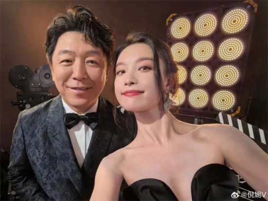 相差14岁的黄渤倪妮合作新片 这对男女关系不简单