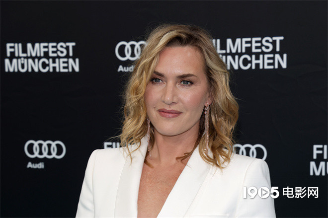 凯特·温斯莱特新剧曝光 《惊天魔盗团》编剧作品！