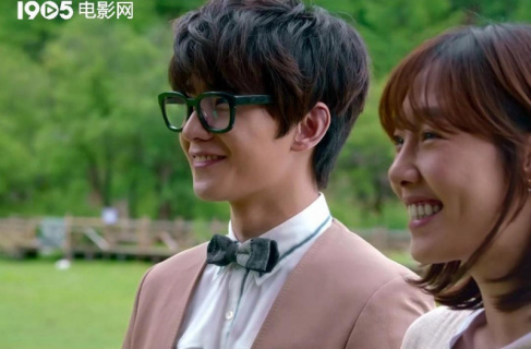 茅十八在稻城亚丁求婚荔枝 “我会让全世界都知道我爱你”