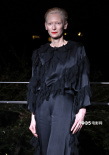 是枝裕和、安藤櫻重聚！蒂爾達·斯文頓氣勢逼人