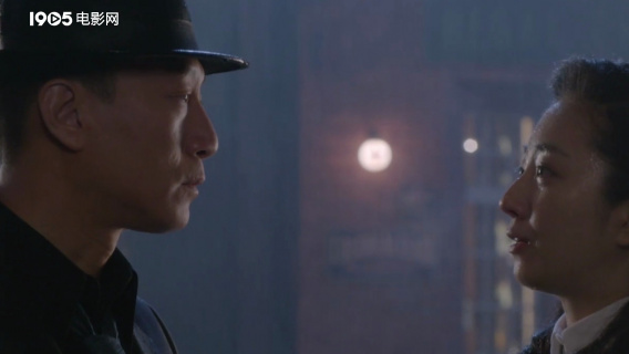 孙红雷桂纶镁上演乱世爱情 几步之遥却隔着一生距离