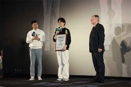 《猫猫的奇幻漂流》中国首映 入围奥斯卡两项大奖