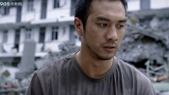 倾城：警察紧急出动，直面惊险时刻