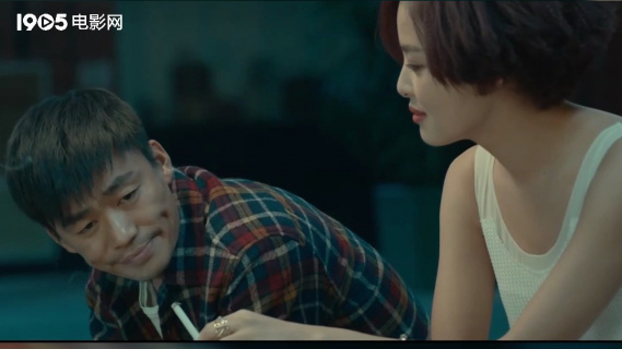 王宝强、辛芷蕾吻戏名场面