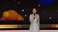 藍(lán)羽 李雪琴 閻鶴祥 楊樹林 黃才倫 表演歌舞《喜聚遼寧，快樂滿屏》