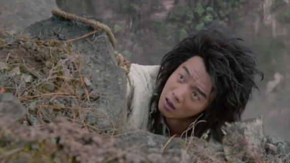 郑恺路上被打劫  没想到层层克扣下钱财少得可怜