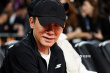 成龙、梁朝伟、贝克汉姆、李栋旭等观战NBA中国赛