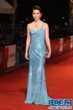 李冰冰水蓝色礼服闪亮耀眼 大秀美肩气质高雅