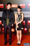 众星亮相星尚大典 miumiu爆乳朱茵、杨采妮秀美肩